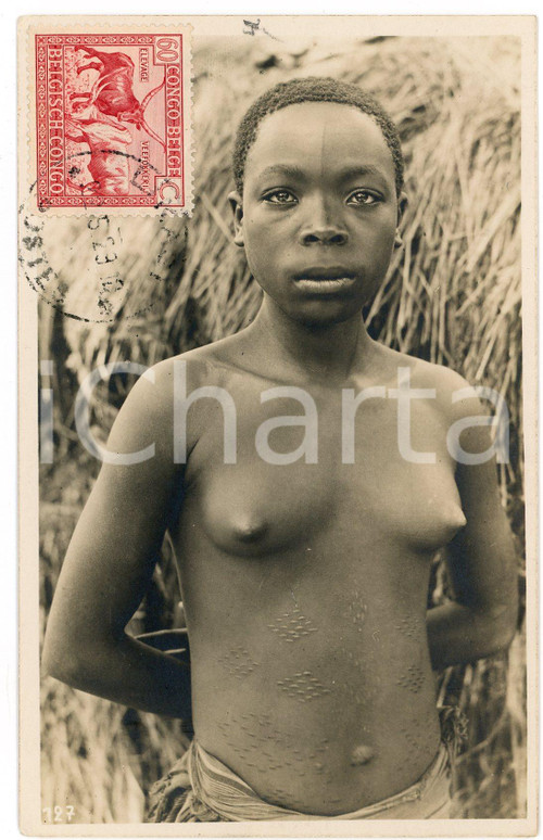 1930 ca CONGO BELGE - Femme indigÃ¨ne - Scarification *Photo L. GABRIEL nÂ° 127 Fotografia originale d'epoca, in formato cartolina postale.Timbro e bollo al recto.  GOOD/buono  FORMATO: 9x14 cm originale e autentica 1