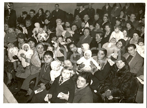 Fotografia d epoca originale 1933 MILANO Premio madri meritevoli al Teatro MANZONI Fotografia 1