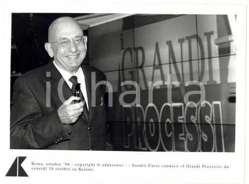 Fotografia d epoca originale 1996 ROMA  RAI UNO Sandro CURZI conduce I Grandi Processi  FOTO 24x17 1