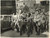 1954 LONDRA St Mary's Hospital - Roger BANNISTER portato in trionfo dai compagni