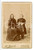 Fotografia d epoca originale 1890 ca VERCELLI Ritratto di madre e figlia vestite a lutto Foto BOERI 11x16 cm 1