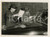 1954 LONDON HOLBORN Rapina portavalori - Investigatori cercano impronte digitali