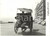1955 ca NAPOLI Via Caracciolo - Scugnizzi appesi a una carrozza turistica *Foto
