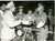 1956 CIAMPINO Polizia Stradale consegna farmaco salvavita per bambino malato