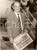 Fotografia d epoca originale 1975 circa INGHILTERRA Calcio Jesse CARVER legge GAZZETTA DELLO SPORT Fotografia 1