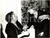 Fotografia d epoca originale 1965 ca LOS ANGELES Shelley WINTERS e la madre alla sua festa di compleanno Foto 1