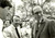 Fotografia d epoca originale 1981 PARIS F Georges SARRE et Jacques CHIRAC en campagne se rencontrent Photo 1