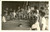 Fotografia d epoca originale 1955 ca CAMBOGIA Alunni costruiscono cavallo di legno Fotografia 13 x 8 cm 1