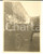 Fotografia d epoca originale 1920 ca AREA LOMBARDA Coppia con auto in una casa rurale Foto VINTAGE 9x11 cm 1