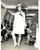 Fotografia d epoca originale 1965 ca PARIS MODA VINTAGE Modella indossa completo bianco e collant dorati 1
