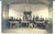 Fotografia d epoca originale 1915 WW1 FRANCIA Militari di fanteria tra i banchi di una scuola Foto FP 1