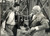 Fotografia d epoca originale 1959 LE VALSE DU GORILLE Roger HANIN Scena di lotta Foto di scena 1
