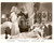 Fotografia d epoca originale 1950 PEGGY Charles COBURN prova febbre a Diana LYNN con termometro Foto di scena 1