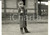 Fotografia d epoca originale 1950 ca MILANO Piazzale ACCURSIO Giovane al Tiro a Segno Nazionale Foto 10x8 cm 1