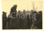 Fotografia d epoca originale 1941 WW2 ALBANIA Soldato italiano sull attenti per una bambina Foto 12x8 cm 1