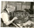 Fotografia d epoca originale 1954 RICHMOND UK Edgar HILL working on the Queen s tribute Photo 20x16 cm 1