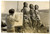 Fotografia d epoca originale 1955 ca FRANCIA Artista ritrae tre sorelle sulla spiaggia Foto CURIOSA 18x13 cm 1