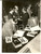 Fotografia d epoca originale 1959 MONDOVI  I concorrenti di CAMPANILE SERA all opera Fotografia 13x18 cm 1