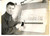 Fotografia d epoca originale 1961 PARIS Max BOUDOT invente une machine pour le tirage des photos en couleur 1