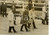 Fotografia d epoca originale 1960 PARIS ORLY Christian HERTER arrive Ã  l aÃ©roport  en bÃ©quilles Photo 18x14 1