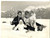Fotografia d epoca originale 1966 SELVINO BG Sandro MAZZOLA sulla neve con moglie e figlie Foto 24x18 1