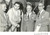Fotografia d epoca originale 1958 NAPOLI Umberto TERRACINI e protestanti anti ponte aereo USAMedio Oriente 1