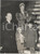 Fotografia d epoca originale 1957 LONDON Michael PARKER with his wife Eileen and his sons Photo 15x20 cm 1