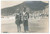 Fotografia d epoca originale 1920 ca LIGURIA Moglie e marito sulla spiaggia  Foto D. REGIS  TORINO 13x9 cm 1