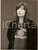 Fotografia d epoca originale 1970 ca CINEMA Attrice indossa tshirt della SAINT LOUIS UNIVERSITY Foto 17x23 1