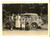 Fotografia d epoca originale 1950 ca AREA LOMBARDA ? Gruppo di famiglia con automobile Foto VINTAGE 18x13 1