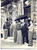 1953 SAN GIULIANO MILANESE Elezioni - Code ai seggi sotto la pioggia *Foto 13x18 Fotografia d'epoca, con didascalia coeva al verso. CONDIZIONI: G (sovraimpressione al margine inferiore)FORMATO: 13x18 cm    originale e autentica 1