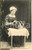 Cartolina originale da collezione 1911 NORMANDIE Costumes  Dentellière au travail Cartolina 1