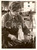 Fotografia d epoca originale 1940 ca WW2 Operaie al lavoro in una fabbrica di fucili Fotografia 1