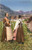 Cartolina originale da collezione 1930 ca COURMAYEUR AO Ancien costume des femmes Cartolina FP NV 1