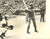 1963 L'AVANA Fidel CASTRO dà il primo colpo al campionato di baseball - Foto 