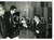 1971 MILANO Dirigente impresa di pulizie SPLENDOR SERVICE riceve PREMIO QUALITÃ€ Fotografia d'epoca con didascalia coeva.  CONDIZIONI: FAIR (piccole piegature e difetti di stampa) FORMATO: 18x13 cm      originale e autentica 1
