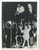 1950 ca Re Gustavo di Svezia con il pronipote Carlo Gustavo - Foto 17x21 cm  Fotografia d'epoca, con didascalia al verso.  POOR/danneggiato piegature e increspature, principalmente al lato inferiore Formato: 17x21 cm originale e autentica 1