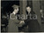Fotografia d epoca originale 1966 MILANO Roberto PERSI consegna borsa studio IBM a Robert DAVIDSON Foto 1