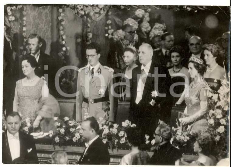 1961 PARIS Général DE GAULLE et roi Baudouin de Belgique à l'Opéra *Photo