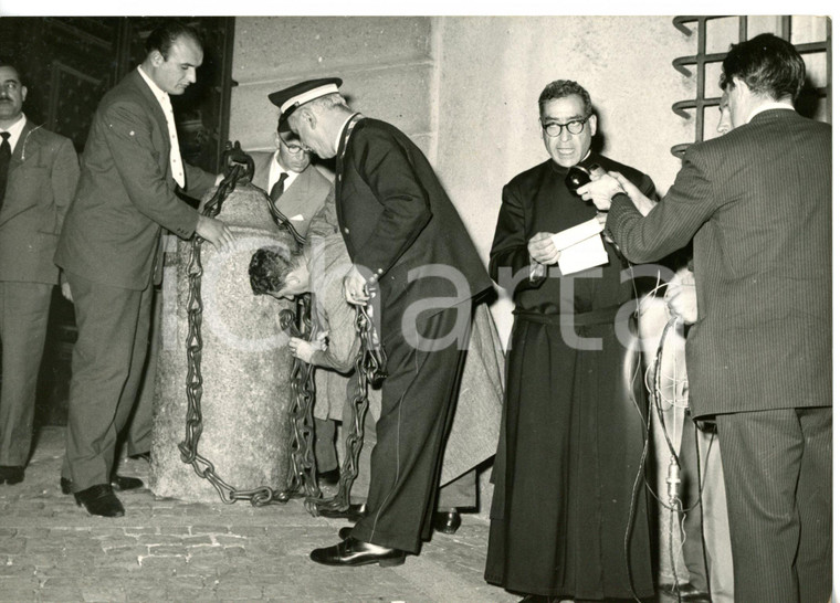 1958 CASTEL GANDOLFO Villa Pontificia - Annuncio morte di Papa PIO XII *Foto