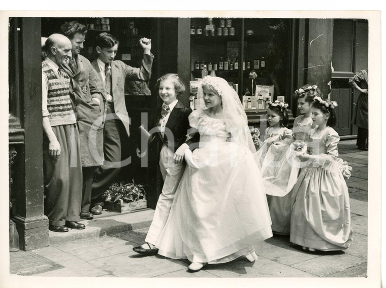 1953 LONDON - THEATRE Children during wedding scene *Foto 20x15 cm