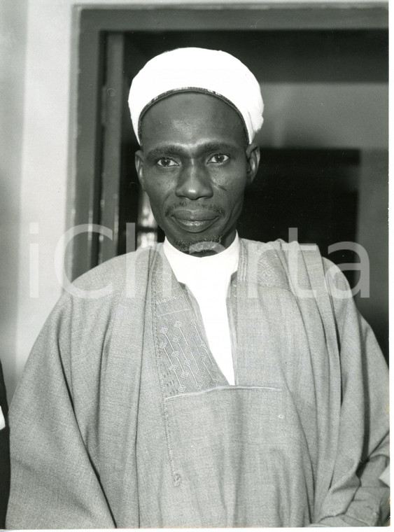 1958 LONDON AIRPORT Abubakar Tafawa BALEWA Minister of the Federation of NIGERIA