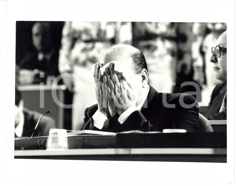 1987 RIMINI 44° Congresso PSI - Bettino CRAXI al tavolo degli oratori - Foto