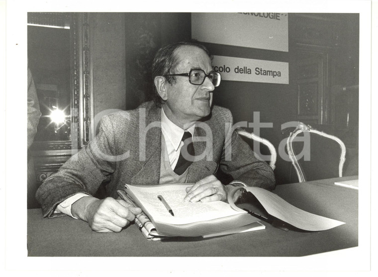 1985 ca MILANO Circolo della Stampa - Ritratto giornalista Lamberto SECHI 