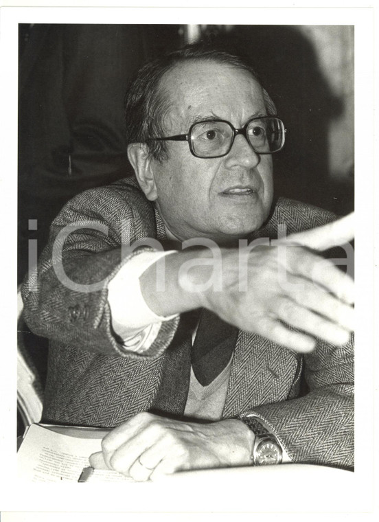 1985 ca MILANO Circolo della Stampa - Ritratto giornalista Lamberto SECHI (1)