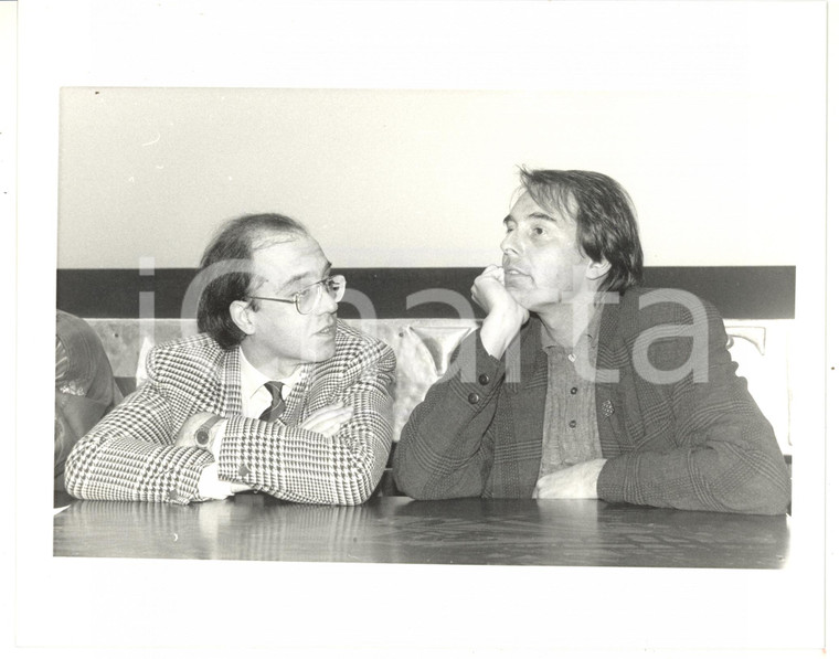 1990 ca RAI Tavola rotonda con Carlo MASSARINI *Foto VINTAGE 25x20 cm