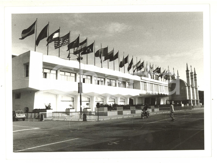1985 ca VENEZIA - Veduta del Palazzo del Cinema durante la Mostra - Foto 24x18 