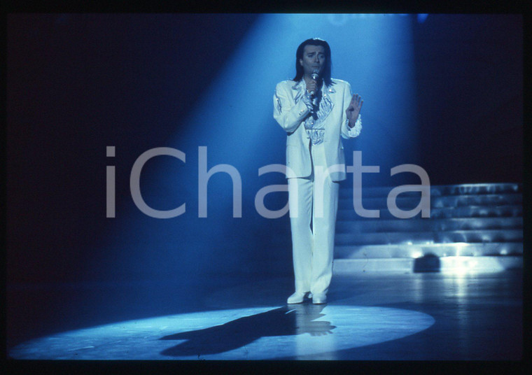 35mm vintage slide* 1989 Saint Vincent Renato ZERO canta "Il grande mare" (14)