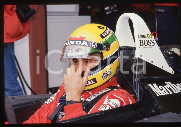 35mm vintage slide* 1988 Ayrton SENNA a bordo della MCLAREN MP 4/4 (2)