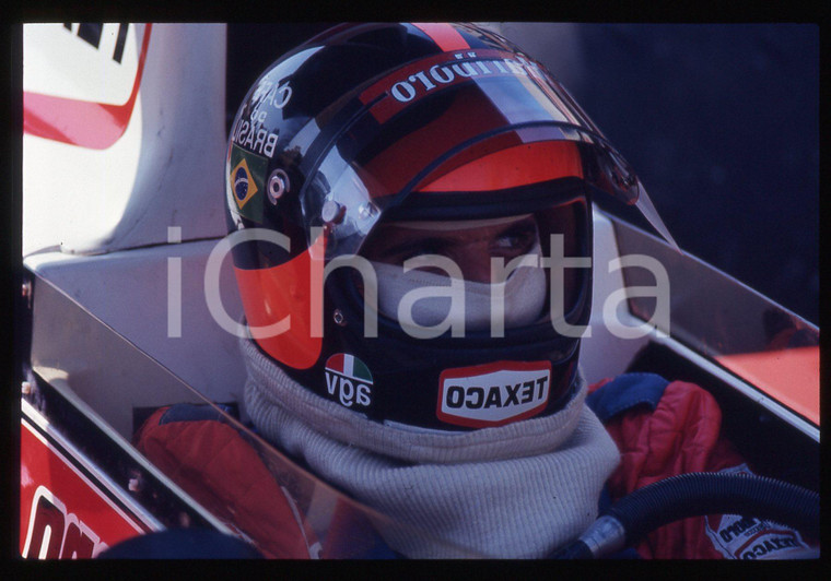 35mm vintage slide* 1974 FORMULA 1 Emerson FITTIPALDI ai box su MCLAREN